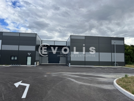 Photo 12 – location Entrepôts / activités	JANNEYRIAS (38280)