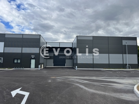 Photo 13 – location Entrepôts / activités	JANNEYRIAS (38280)