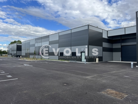 Photo 15 – location Entrepôts / activités	JANNEYRIAS (38280)