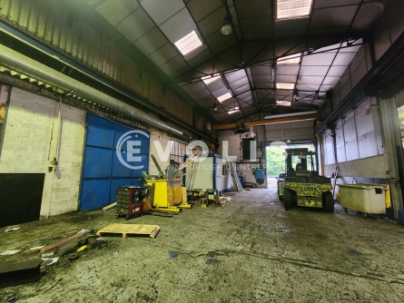 Photo 7 – location Entrepôts / activités	GRENAY (38540)