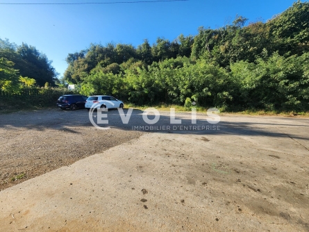 Photo 3 – location Entrepôts / activités	GRENAY (38540)