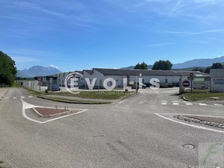 Photo 1 – location Entrepôts / activités	PONTCHARRA (38530)