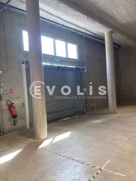 Photo 2 – location Entrepôts / activités	LYON (69007)