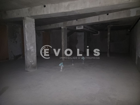 Photo 4 – location Entrepôts / activités	VANVES (92170)