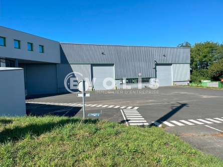 Photo 1 – location Entrepôts / activités	JASSANS RIOTTIER (01480)