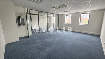 Photo 1 – vente bureaux	BUSSY SAINT GEORGES (77600)