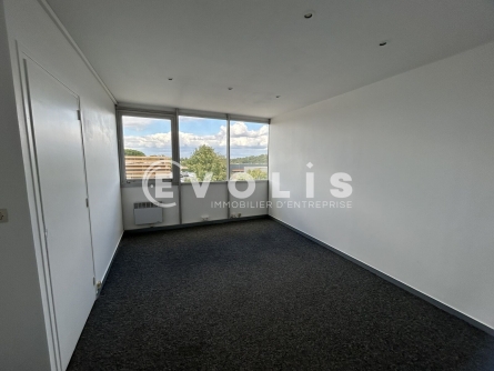 Photo 13 – location bureaux	ARTIGUES PRES BORDEAUX (33370)