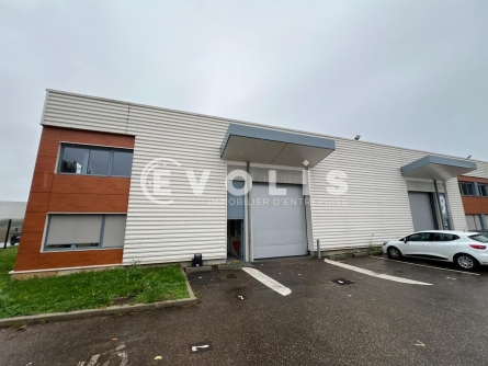 Photo 14 – location Entrepôts / activités	SAINT PRIEST (69800)