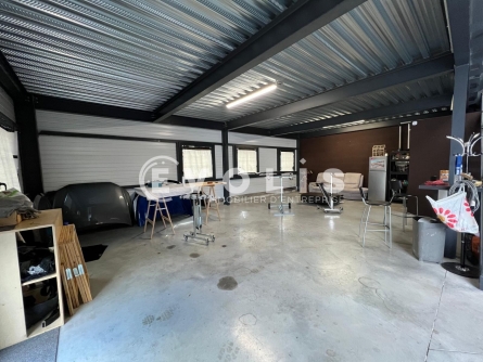 Photo 3 – location Entrepôts / activités	GENAY (69730)