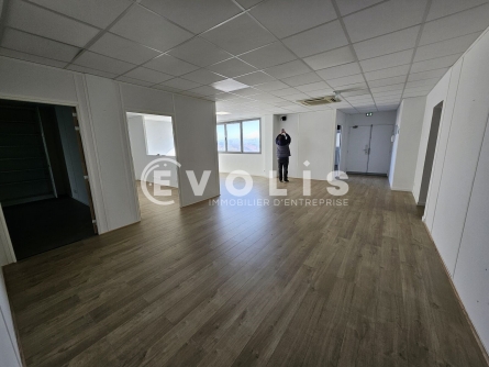 Photo 1 – location bureaux	CACHAN (94230)