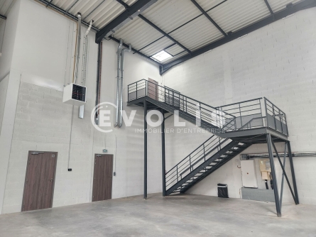 Photo 10 – location Entrepôts / activités	HEYRIEUX (38540)