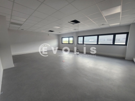 Photo 15 – location Entrepôts / activités	HEYRIEUX (38540)