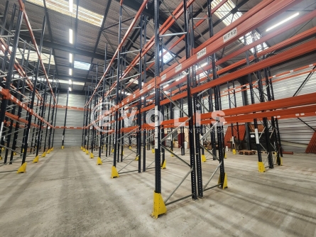 Photo 2 – vente Entrepôts / activités	SAINT SAVIN (38300)