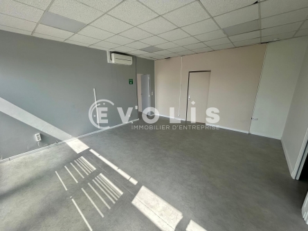 Photo 2 – location Locaux commerciaux	ORMOY (91540)