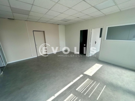 Photo 3 – location Locaux commerciaux	ORMOY (91540)