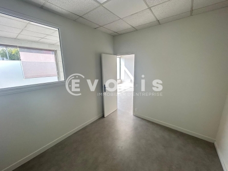 Photo 7 – location Locaux commerciaux	ORMOY (91540)