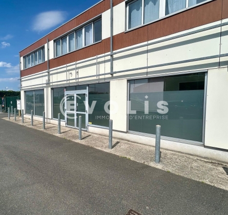 Photo 1 – location Locaux commerciaux	ORMOY (91540)