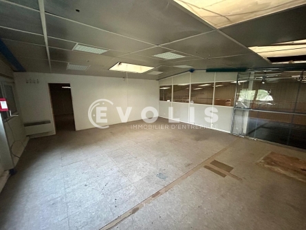 Photo 10 – location Entrepôts / activités	SAVIGNY LE TEMPLE (77176)