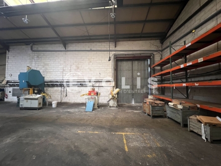 Photo 2 – vente Entrepôts / activités	VAUJOURS (93410)