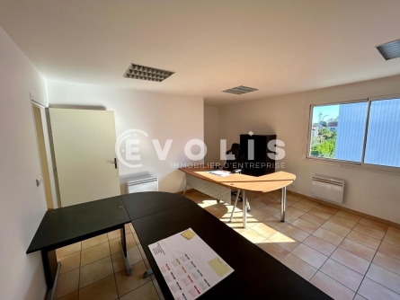 Photo 4 – location Entrepôts / activités	ORMOY (91540)