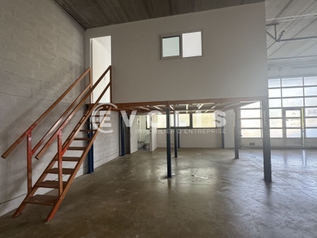 Photo 7 – vente Entrepôts / activités	VILLEJUST (91140)