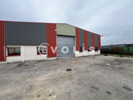 Photo 4 – location Entrepôts / activités	MONTLUEL (01120)