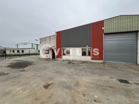 Photo 3 – location Entrepôts / activités	MONTLUEL (01120)