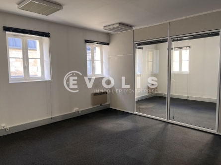 Photo 1 – location bureaux	BORDEAUX (33000)