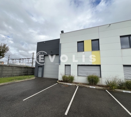 Photo 1 – location Entrepôts / activités	SAINT FONS (69190)