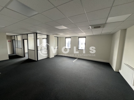 Photo 4 – location Entrepôts / activités	SAINT FONS (69190)