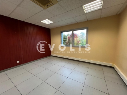 Photo 12 – vente Entrepôts / activités	LOZANNE (69380)