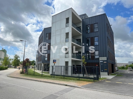 Photo 1 – vente bureaux	MONTLUEL (01120)