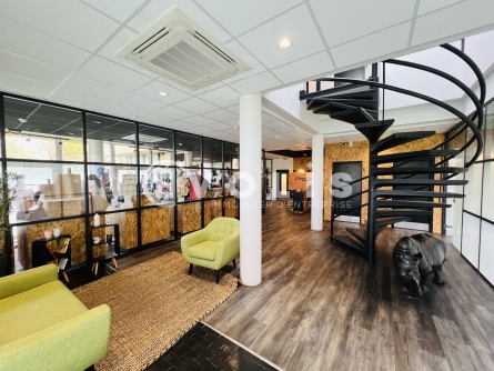 Photo 9 – location Entrepôts / activités	EMERAINVILLE (77184)