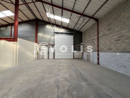 Photo 4 – location Entrepôts / activités	VILLEFRANCHE SUR SAONE (69400)