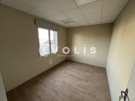 Photo 8 – location Entrepôts / activités	VILLEFRANCHE SUR SAONE (69400)