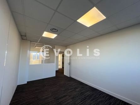 Photo 5 – location Entrepôts / activités	MERIGNAC (33700)