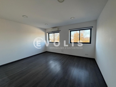 Photo 5 – vente Entrepôts / activités	FAREINS (01480)