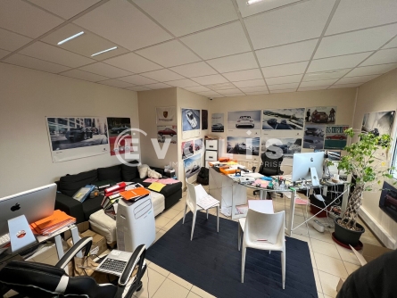 Photo 6 – location Entrepôts / activités	CHASSIEU (69680)