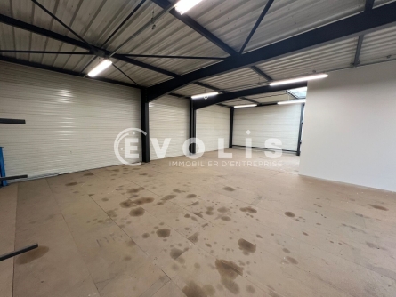 Photo 5 – location Entrepôts / activités	GLEIZE (69400)