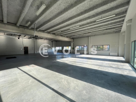 Photo 15 – location Entrepôts / activités	SAINT PRIEST (69800)