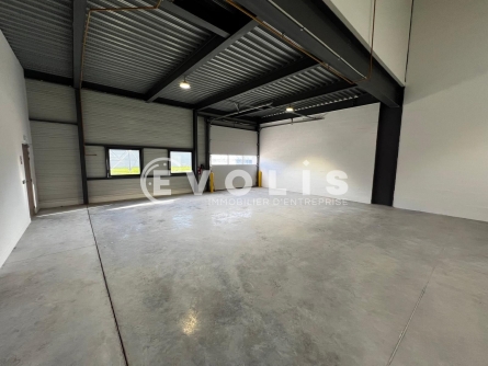 Photo 5 – location Entrepôts / activités	CORBEIL ESSONNES (91100)