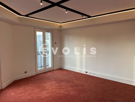 Photo 3 – location bureaux	PARIS (75003)