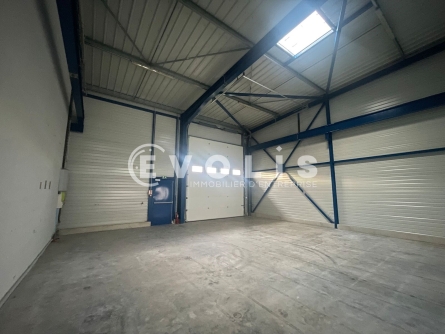 Photo 3 – location Entrepôts / activités	SAINT JEAN D'ILLAC (33127)