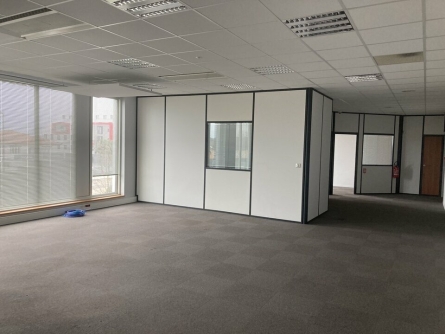 Photo 1 – location bureaux	BAYONNE (64100)