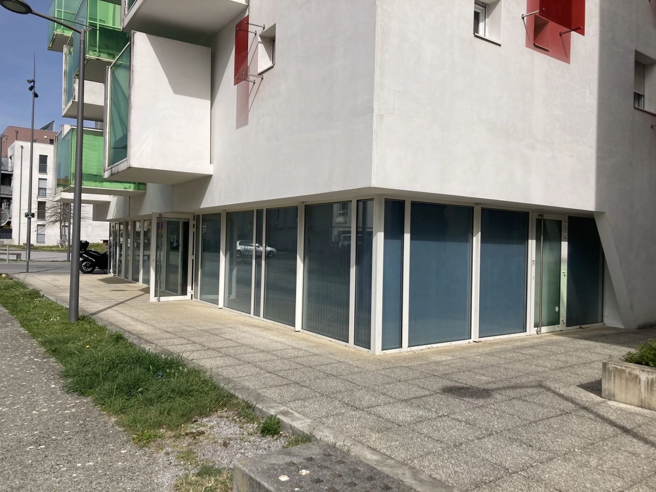 EVOLIS conseille la SCI Ines et accompagne Larrous dans l’acquisition de locaux commerciaux à Bayonne