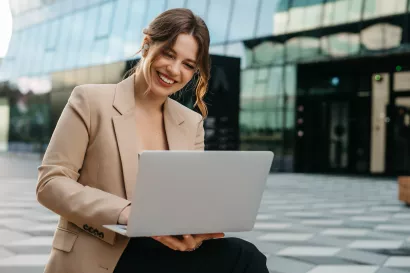 Télétravail, travail hybride et flex office transforment les bureaux. Découvrez comment adapter vos espaces de travail aux nouveaux modes d’organisation.