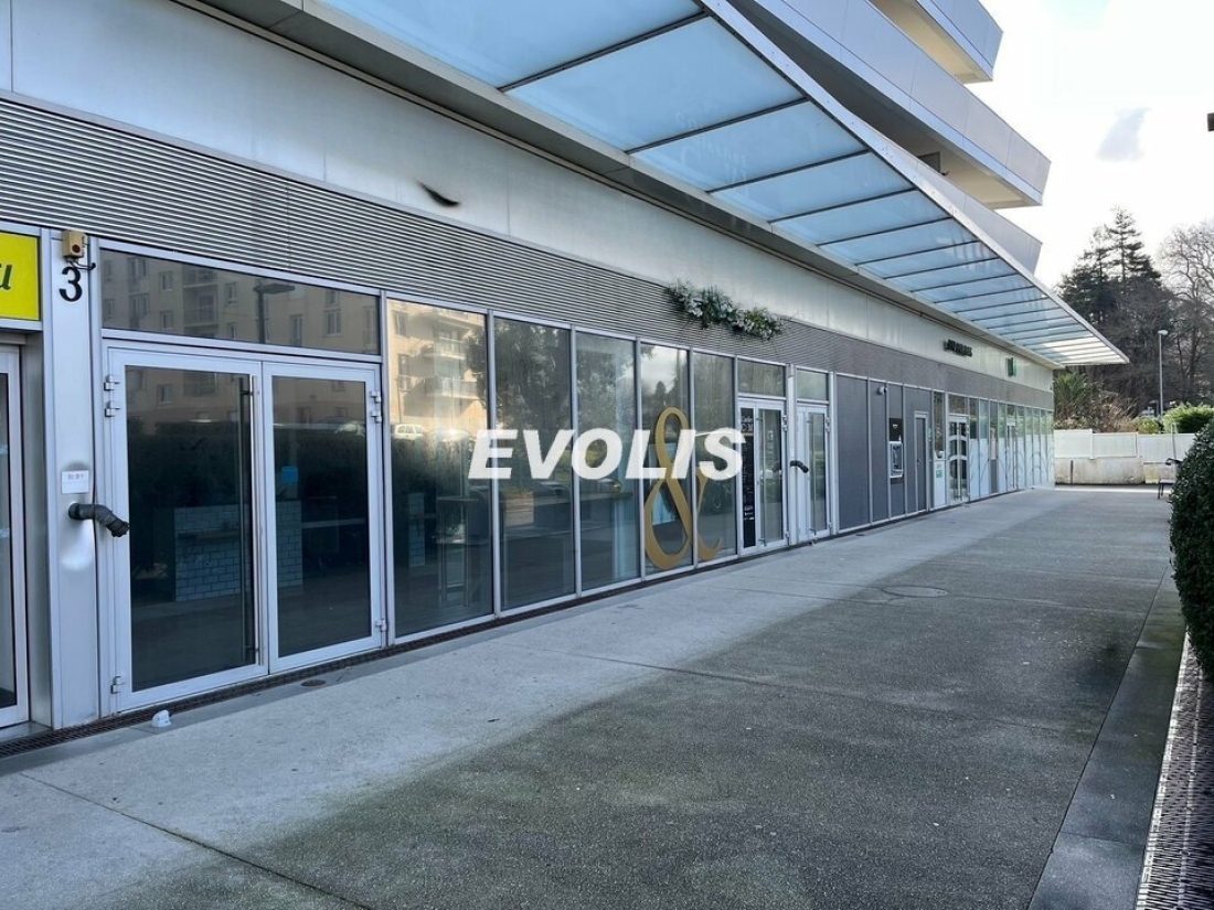 Photo 1 – location Locaux commerciaux	ANGLET (64600)