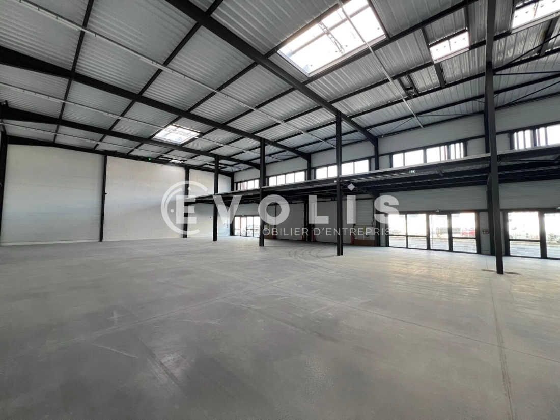 Photo 10 – location Entrepôts / activités	SAINT QUENTIN FALLAVIER (38070)