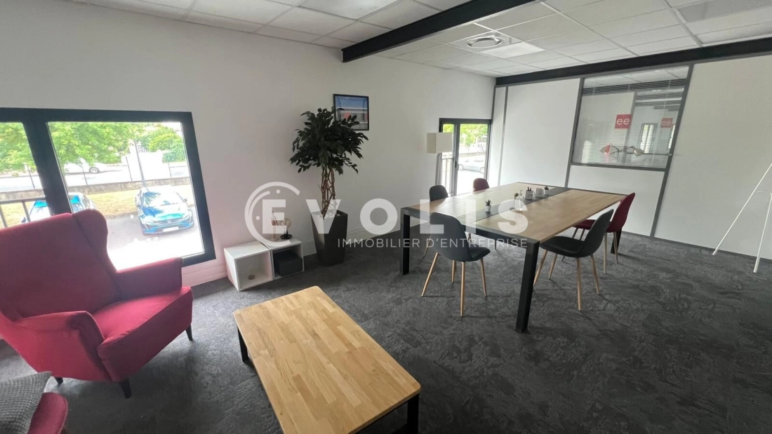 Photo 2 – vente bureaux	VENISSIEUX (69200)