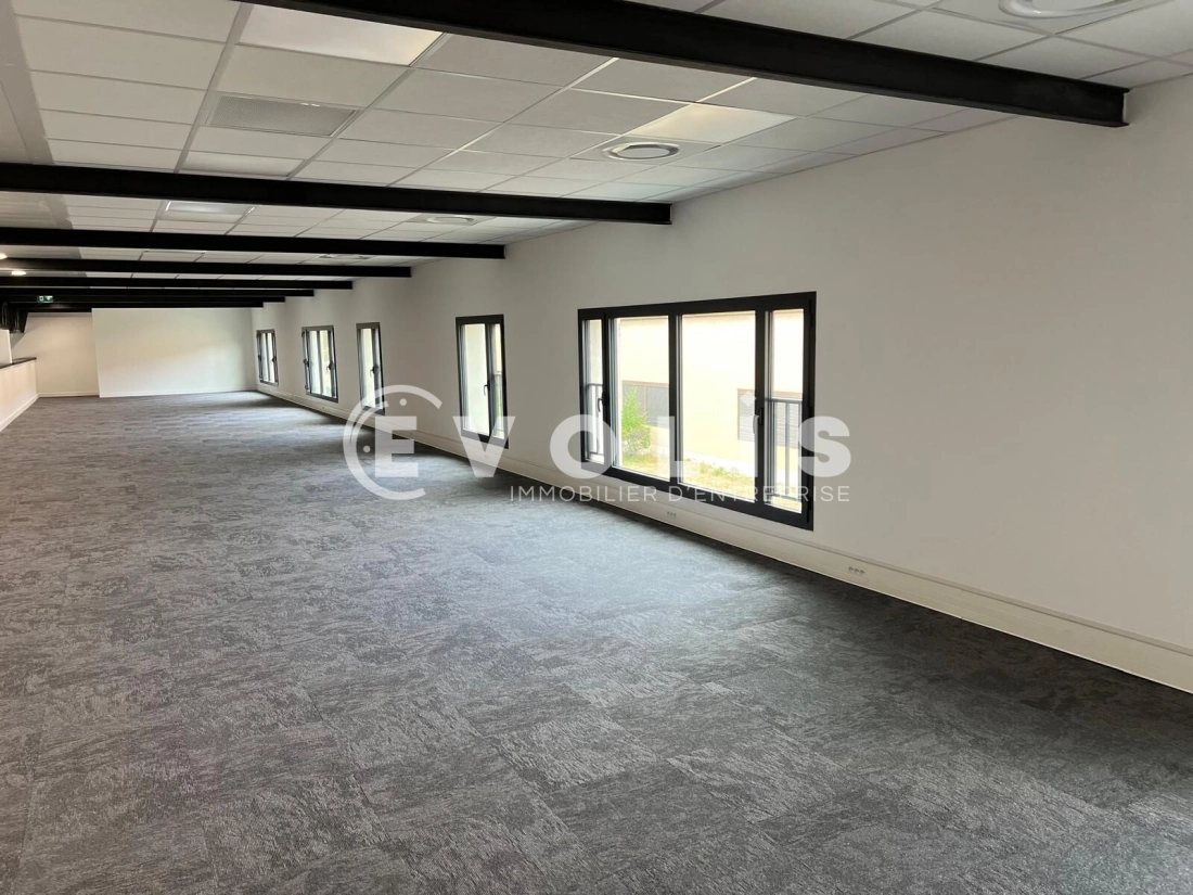 Photo 15 – vente bureaux	VENISSIEUX (69200)